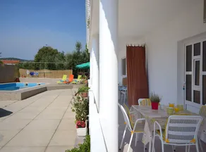 Apartments Mila Family With Pool - Image 3