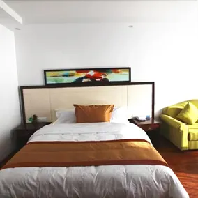Huatian Caohai Holiday Hostel - Image 3