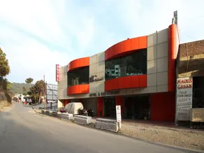 The Raikwal's Hotel & Restaurant - Image 5