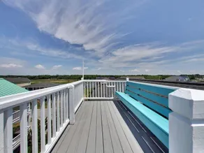Holden On South 4 Br home by RedAwning - Image 5