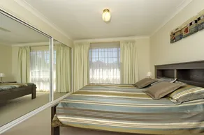 Reef Close, 1/2 - Image 2