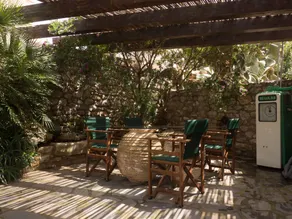 Tower House Mani - Image 2