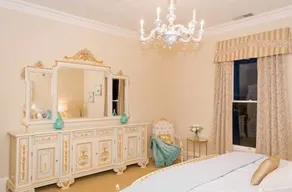 River Rd. Mansion - Image 4