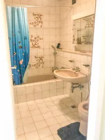 Lovely House - Double Bed, Parking - Image 4