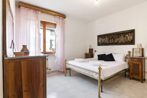 Pisa Hospital Apartment with Parking and Balcony - Image 2