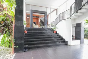 Airy Eco Kemang Ampera Raya Gang Sosial 29A Jakarta - Image 4