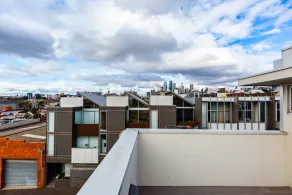 Hotham, 2BDR North Melbourne Apartment - Image 5
