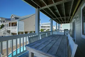 Holden Jeanie 4 Bedroom Home by RedAwning - Image 4