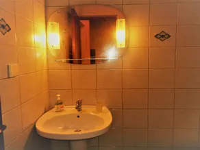 Jenny House - Image 3