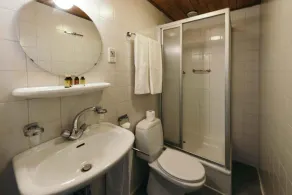 Hotel Raecks - Image 5