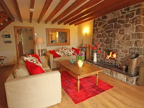 Charter Cottage - Image 2