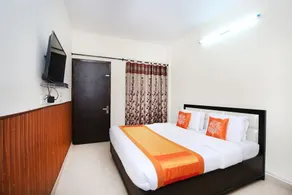 Hotel Tango - Image 2