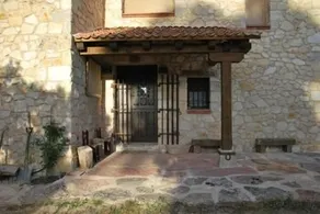 La Casona de Requijada - Image 4