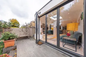 Percy Road Retreat - Image 4