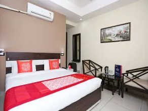 OYO 8232 Hotel KRB Paradise - Image 2