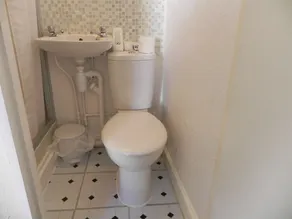 Weston Super Mare Guest House - Image 2