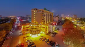 Holiday Inn Express Bozhou City Center - Image 5