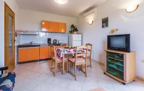 Apartment in Vrsar for 5 people with 2 rooms Ref. 578891 - Image 3