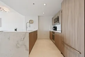 Top Fort Lauderdale Condo 7th Floor - Private and Sanitized, Hotel Amenities, Free Parking for Stays Over 27 Days, 400 ft From the Beach. Hosted by Super Host! - Image 2