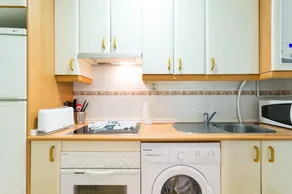 Puerta del Sol Stylish Aparments by Allô Housing - Image 2