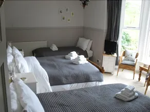 Ferndale House - Image 4