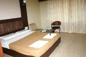 I-Roomz Vaishali Residency - Image 4