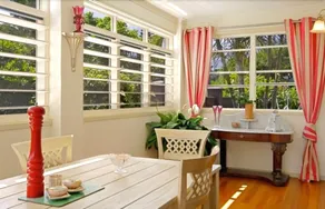 Chez Byron - Image 3