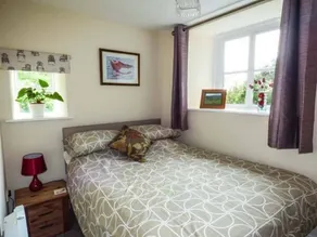 Garden Cottage - Image 2