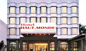 Hotel Haut Monde - Image 4