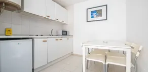 Apartamento climatizado perfecto para familias - Image 4
