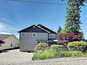 Coupeville  By Admiralty Bay 3 Bedroom Home - Image 5