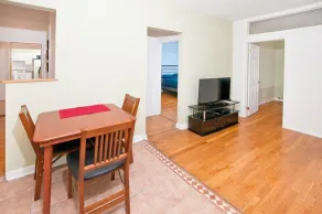 Cozy 2 BR on Upper East Side - Image 5
