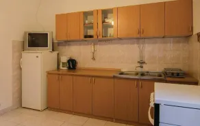Awesome Home in Postup With Wifi and 5 Bedrooms - Image 4