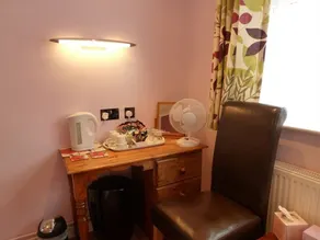 Penryn Guest House - Image 2