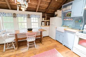 411 Stage Harbor Road - Two Bedroom House - Image 5