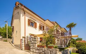 Amazing Apartment in Kostrena With Wifi and 3 Bedrooms - Image 2