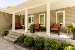Barefoot Bungalow Gracing the Shores of Lake Simcoe, a Wonderful Family Cottage! - Image 2