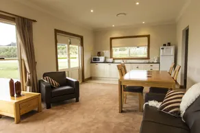 Stay Bathurst - Image 3