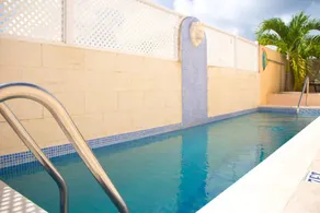 Apartment With Pool Near Golf Course And Oistins - Image 2