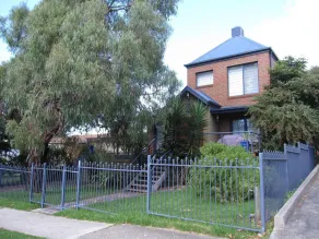 29 Church St, Cowes - Large Holiday House close to shops and Beach - Image 3