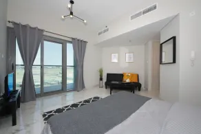 Signature Holiday Homes-Luxury 1 Bedroom Apartment, Dubai South Near to Expo 2021 - Image 2