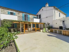 Charming Stone House on a Walking Distance From the Beach - Image 2