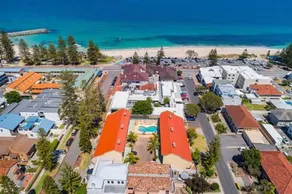 Cottesloe Beach Chalets - Image 5