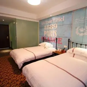 Lushan Xianting Theme Hotel - Image 3