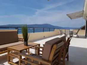 Apartments Tivat Obala - Image 4