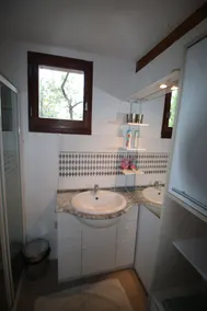Domaine La Fontaine Du Cade - Image 4