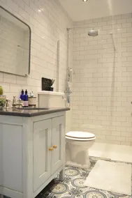 2 Bedroom Flat in Fulham - Image 5