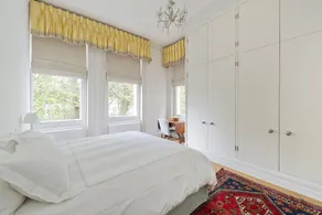Lovely 2bed Flat in Chelsea With Exclusive Views - Image 3