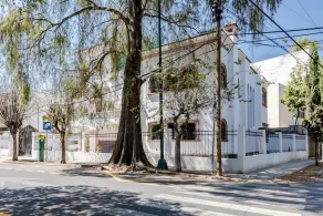Anzures Black House - Image 3