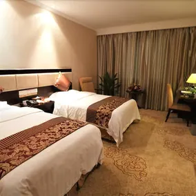 New Lido Hotel - Image 2